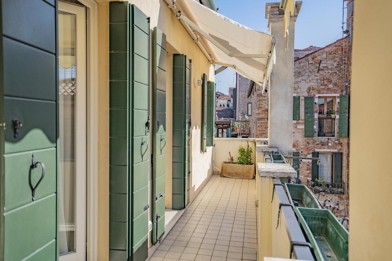 Colleoni Apartment With 2 Superb Terraces Venedig Exteriör bild